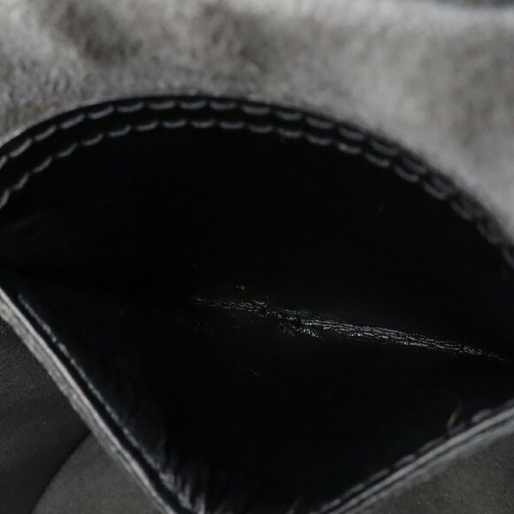 LOUIS VUITTON Black Leather Vanity Bag - Picture 10 of 10